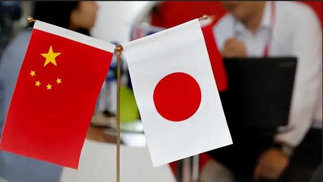 策略果然奏效了！日本对中国提了一个请求，特朗普立马紧急表态