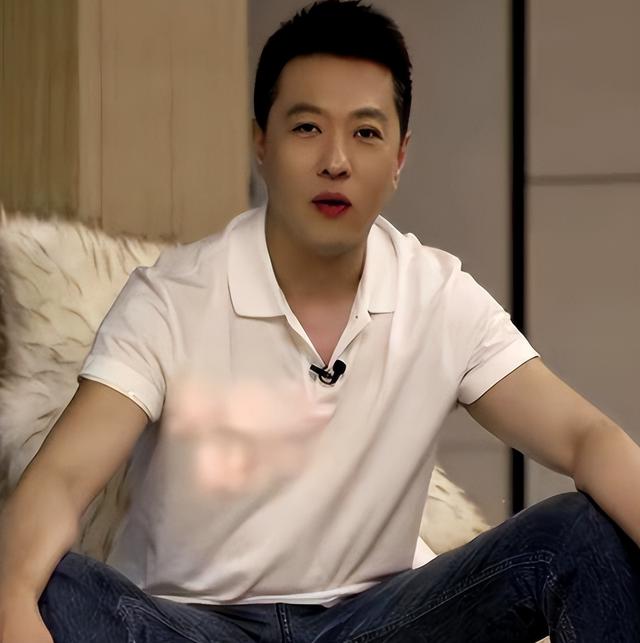 从确诊到去世仅15天，“央视最帅主持人”的遭遇为人们敲响警钟