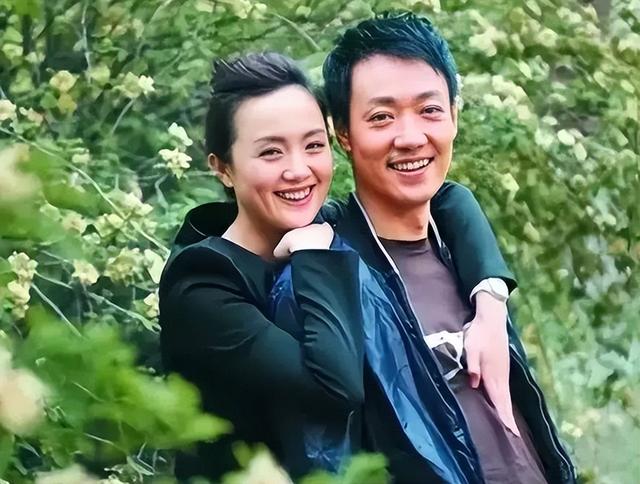 离春节不到2月，52岁辛柏青高调传出喜讯	，朱媛媛终于可以放心了