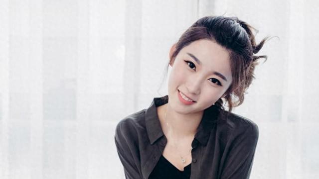 很黄很污的土味情话，学会5个甜蜜撩人话术，俘获芳心