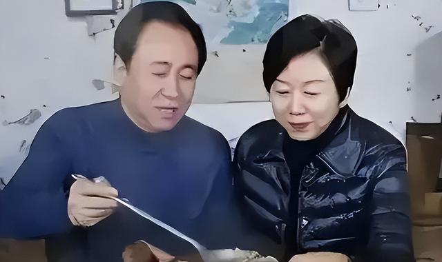 这下麻烦大了！短短3个月，许家印再迎5大噩耗，王健林的话应验了
