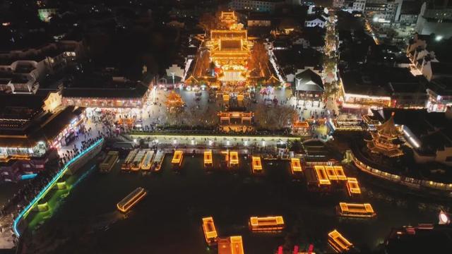 十二经纬绘南京｜秦淮区：一河灯火里的文化新生意