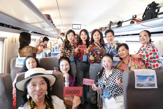 横店影视主题旅游列车再出发！更多超值礼遇等你来～
