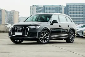 跌至40多万的奥迪Q7，整车原装进口，为何还是“卖不动”？图片