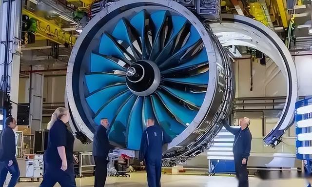 绝不向中国低头！宁愿裁员9000破产，也不接受中国的帮助