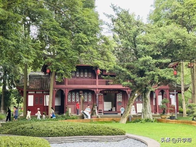 成都一座千年古典园林，地铁6号线直达，为“蜀中第一祠”