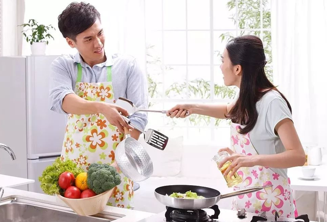 随着社会的不断发展，传统婚姻模式，还适配这个时代吗？