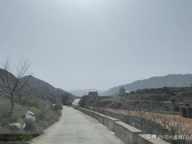 什川东北的黄河峡谷