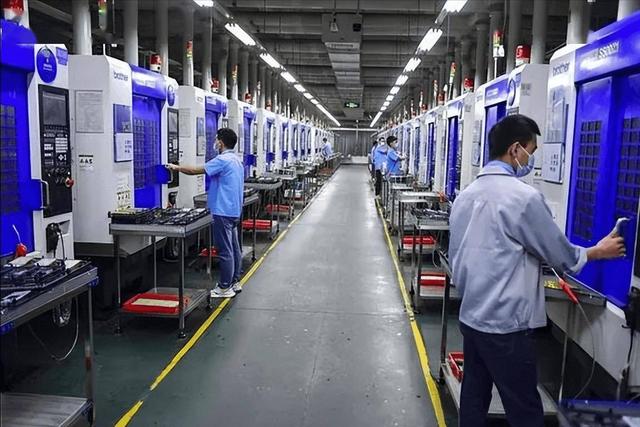 10年烧掉100亿美金	，苹果史上最大“烂尾”，为啥造不出一台车？