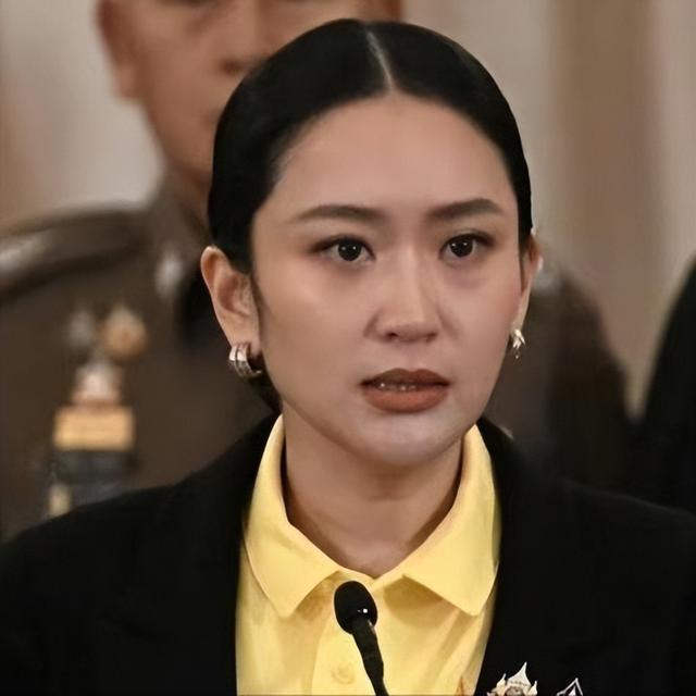5票对4票，泰法院正式批准，佩通坦痛击洪森后，官复原职还有戏吗