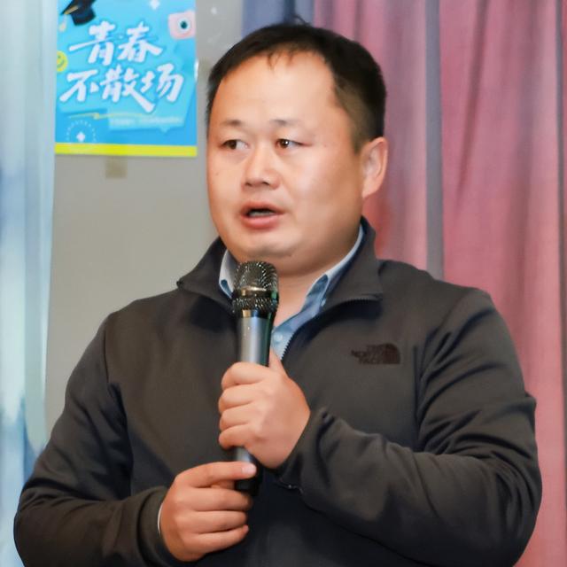 桐昆·中国纤维流行趋势2025/2026总结会在京举行