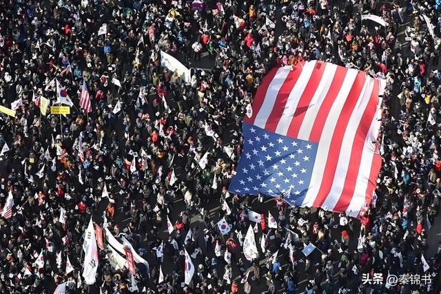 毒品、枪击、债务危机，今天的美国，是否在重演晚清的剧本?