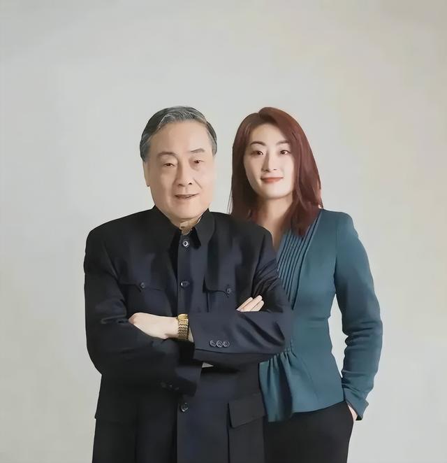 宗庆后遗愿破灭，宗馥莉只留股份娃哈哈正式易主，接班人来头不小