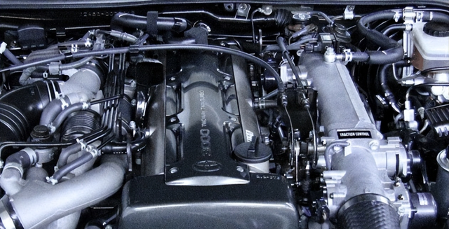 日媒：给中国50年也造不出日本发动机！马斯克：中国车企值得尊重