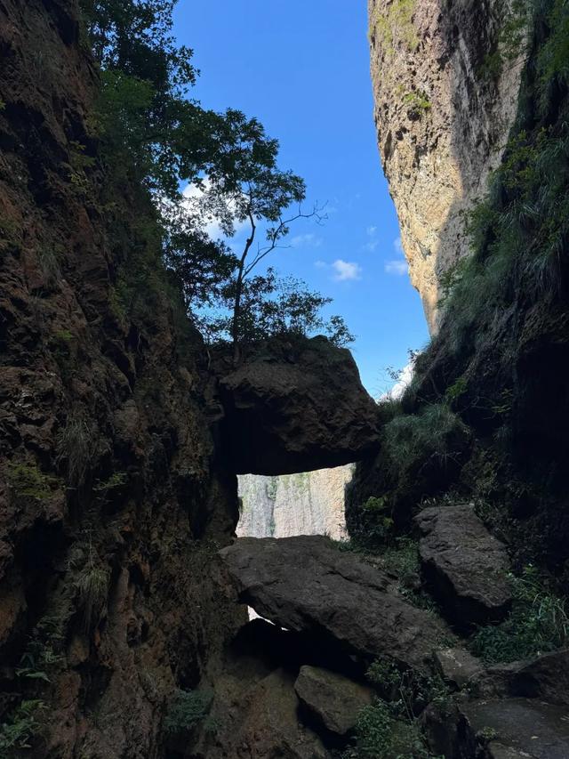 徒步三山五岳：浙江雁荡山！