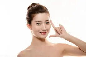 对方是否真心喜欢你还是养鱼，这些表现很明显图片