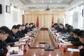 央地合作，共谋发展！磁县与中铁十一局、中铁六局举行工作座谈图片