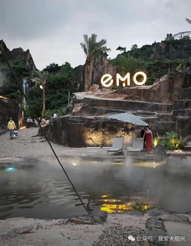 人挤人！绍兴又多了一个网红景区！门票已经涨了！