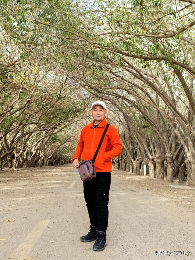 2025环南疆沙漠铁路背包自由行日记(3)---新藏公路零起点叶城打卡