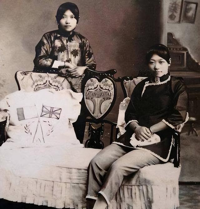 旧社会的老鸨有多狠？窑子里的姑娘，被老鸨变着花样的折磨