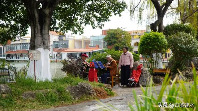 57家民宿，120家餐饮，年接待40万人次！建水藏着你想要的慢生活
