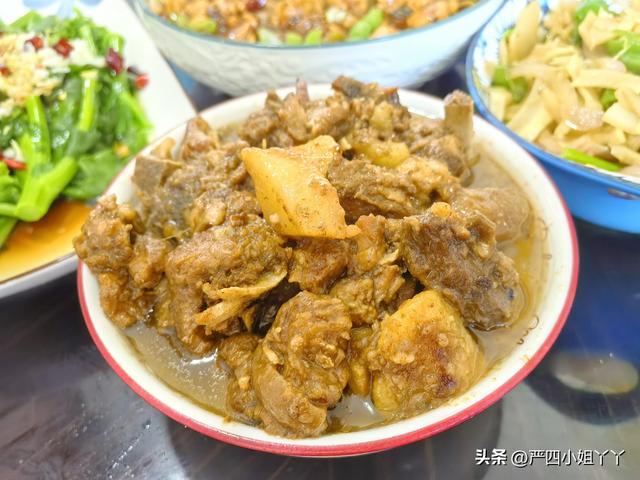 柯街黑温泉度假之旅，最后一个赶集日的烟火与日常