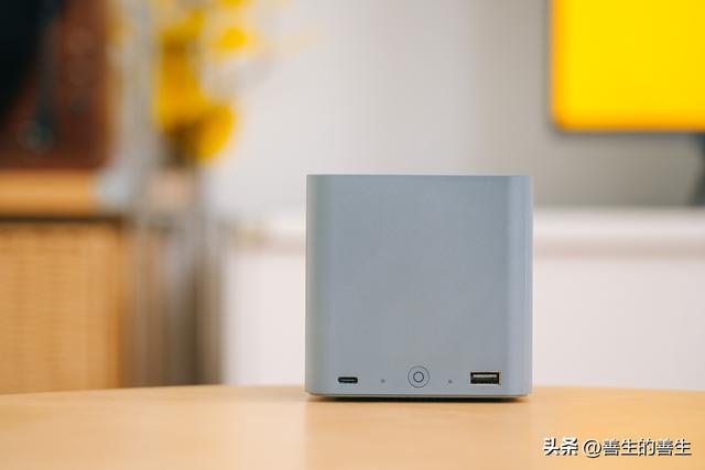 一机双用新选择：迷你主机+全闪NAS的零刻Me mini