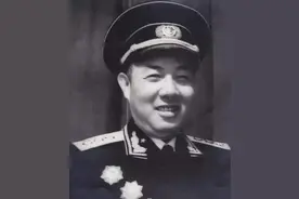 24岁演员嫁大24岁政委苏振华，苏去世后，继子：我们只听陆阿姨的图片