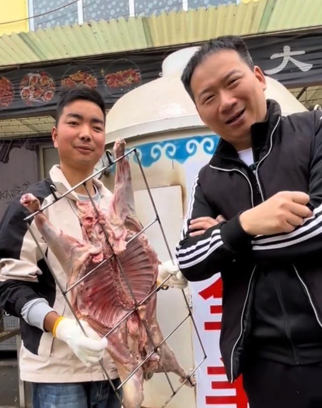 河南小伙娶非洲女模特，颜值逆天身材傲人似舒淇，彩礼只要1万元