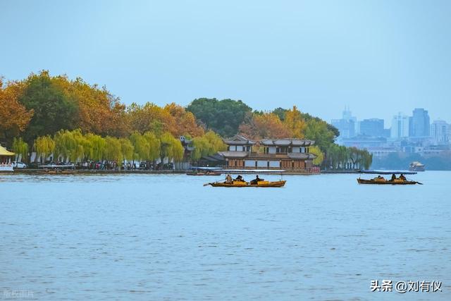 出门旅游要带好10件装备，别嫌麻烦，以防万一