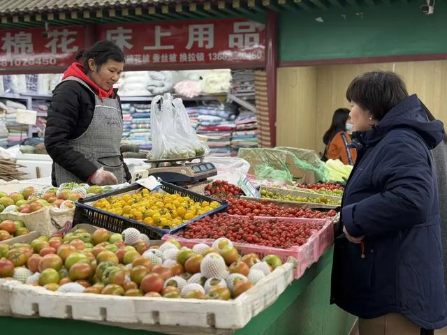 沿着7号线逛东城,解锁藏在一蔬一饭、一步一景里的“小确幸”→