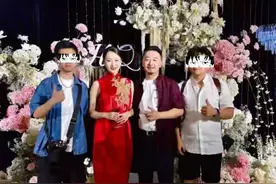 黄海波曲栅栅庆结婚十周年，8岁儿子正面照首曝光，黄磊到场祝贺图片