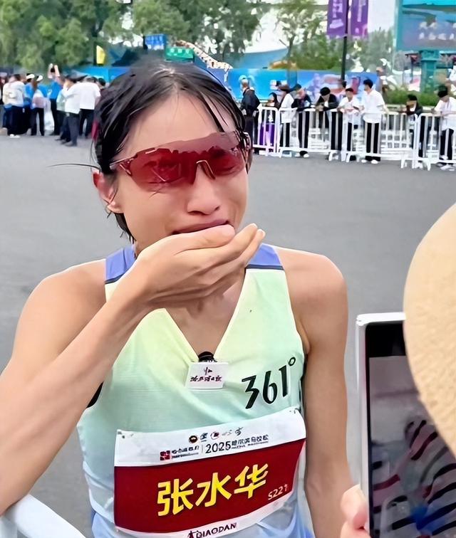 张水华不再回避！公开坦白离职原因，违规处分风波12月就尘埃落定