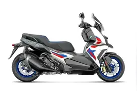 宝马C400降至历史冰点，对比佛沙350、XMAX300该如何选？图片