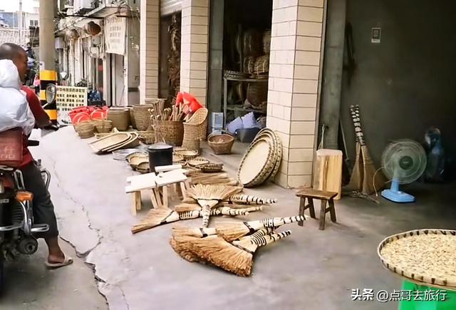 成都龙泉山下，又一古场镇，古朴原始让人醉，不少人慕名前往！