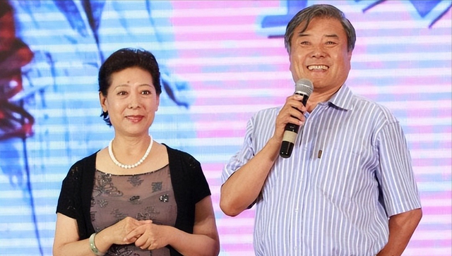 她曾是国家一级演员，遭丈夫无数次殴打，丈夫：我不过了！离婚