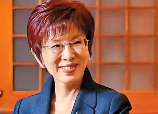 九三阅兵刚结束，赖清德准备下“毒手”，抓捕77岁的洪秀柱女士？