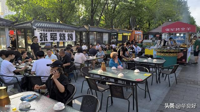 过境奎屯·宁静干净红火的小城——再赴新疆日记之七