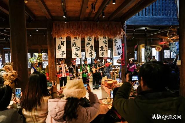 冬季文旅“四件套”之围炉！去乌江寨过“火肆节”