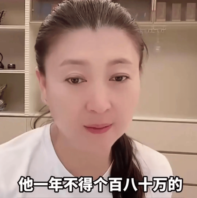 闫学晶事件再升级！官媒下场发文锐评	，言辞犀利，句句直戳她心窝