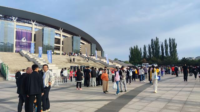 包头公园行（阿尔丁植物园、赛罕塔拉城中草原、奥林匹克公园）