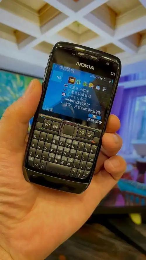 拒做“贴牌AI”：这家小公司如何凭AI耳机，撬动大厂资源狂飙突进