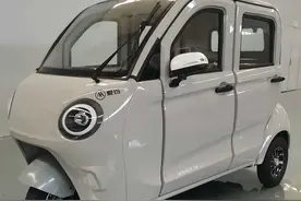介绍四款电动三轮篷车，有方向盘转向款图片