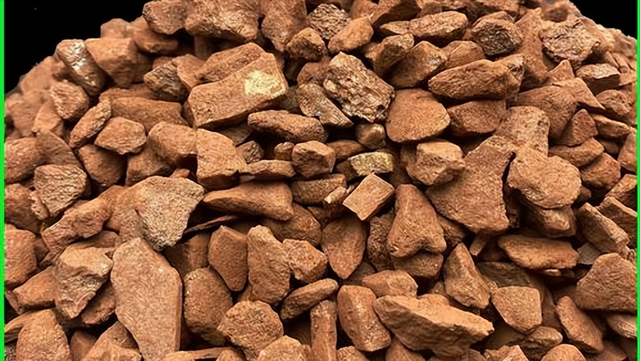 大凶之兆出现？圣经末日预言应验，波斯湾海水血红色，怎么回事？