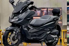 人人都想要！大踏板摩托车怎么选…图片