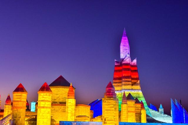 冰雪大世界已接待游客近150万人次