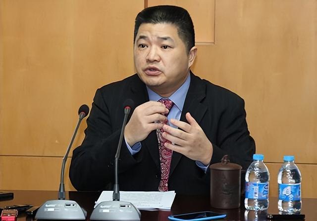 又一房地产巨头暴雷！负债1881亿，资不抵债被逼退市，董事长被抓