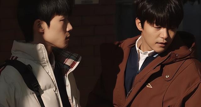 才播4集，评分高达9.5，终于有让我熬夜狂追的奇幻大剧了