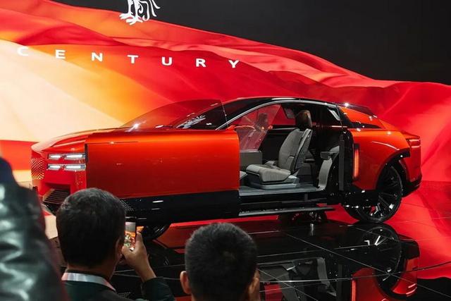 一场东京车展，看清日系车“多路径转型”的底牌