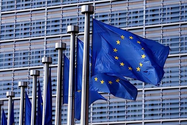 中方话音刚落，特朗普通告全世界：税率加到200%！首个牺牲国出现